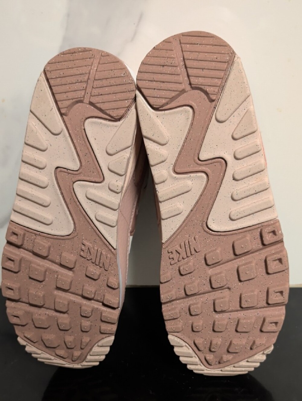 Nike Air Max 90 Next Nature Premium 'Washed Coral' Sneakers Size 6 Used Exc - Picture 8 of 10